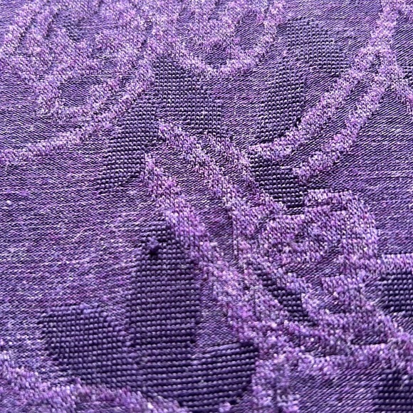 Simply Vera Vera Wang | Floral Jacquard Tank Top in Purple Velvet S - Picture 9 of 10